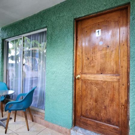 Cabanas Manuto 앙가로아 외부 사진